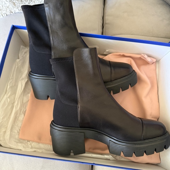 NEW Stewart Weitzman 50/50 Soho Bootie - Picture 3 of 6